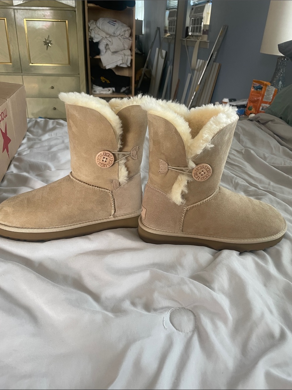 Ugg sand bailey button boots